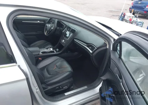 2018 Ford Fusion Hybrid Titanium from USA, damaged, VIN 3FA6P0RU5JR143495